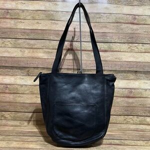 Laura U.S.A. Black Leather Shoulder Bag